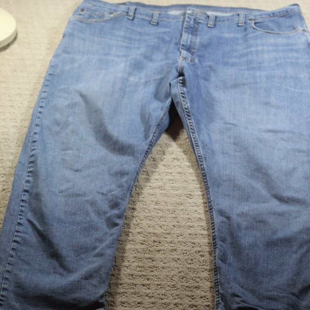 Wrangler Relaxed Fit Blue Jeans 42x29